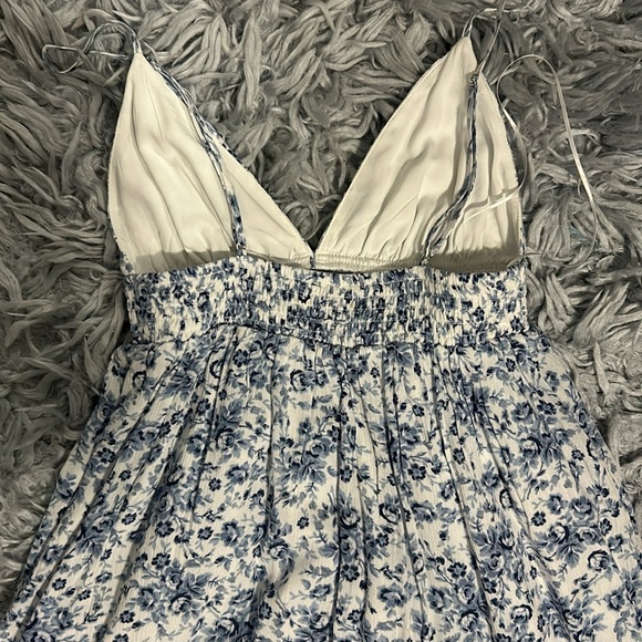 Garage Summer Dress - Picture 3 of 5